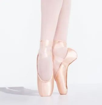 Capezio Adult Aria Es Pointe Shoe - 121ES