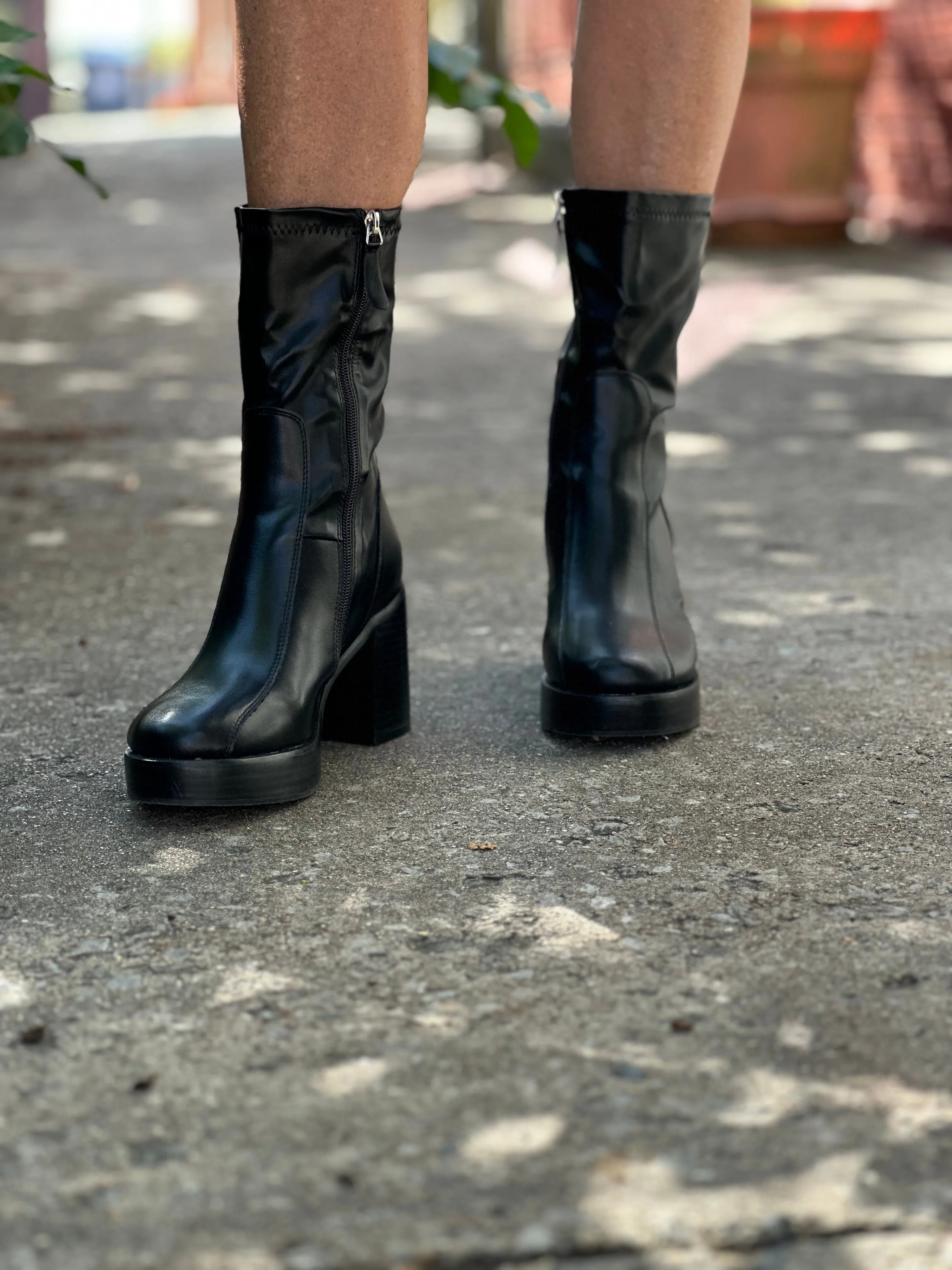 Clara Core Platform Boots