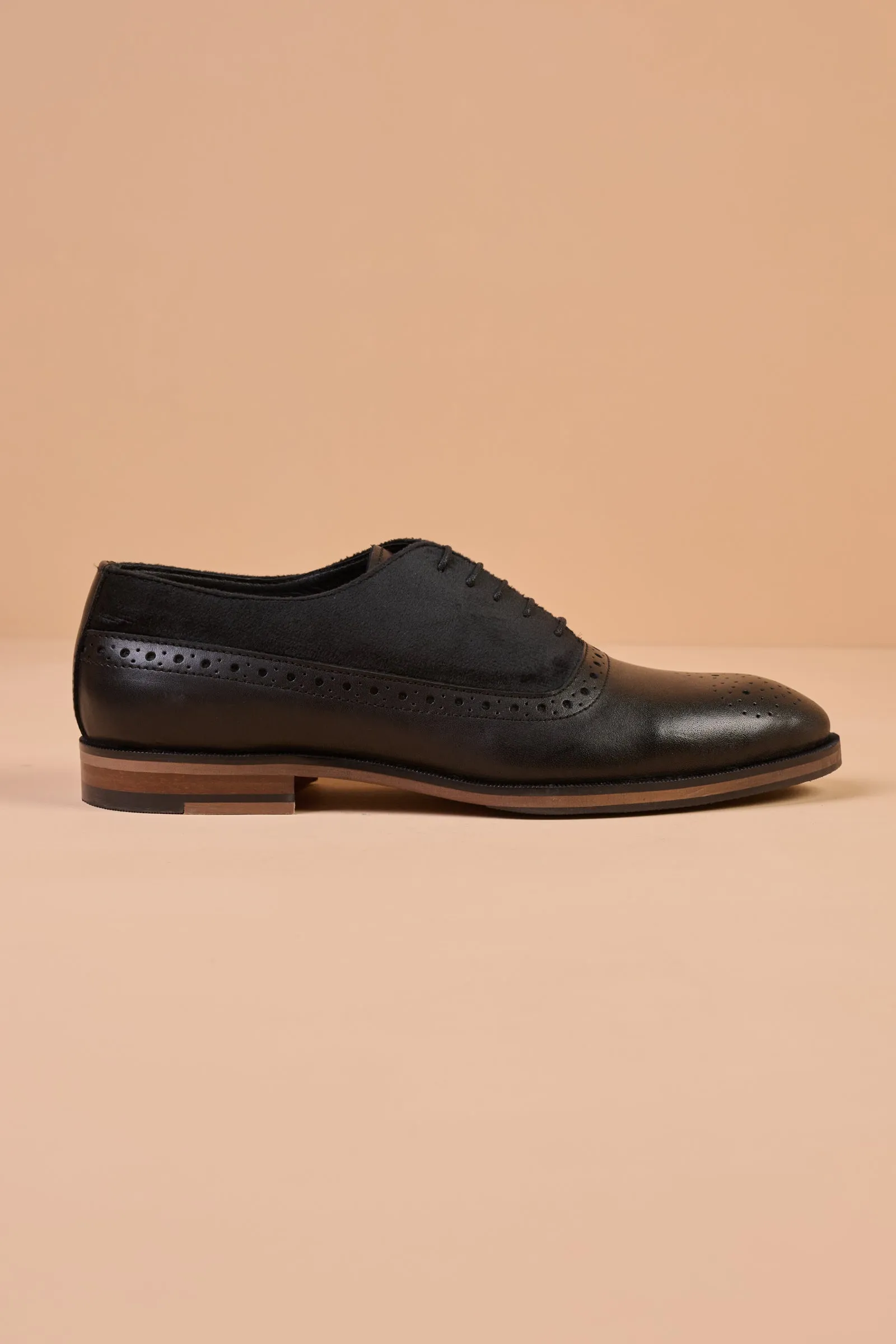 Classic Lace Up Brogue