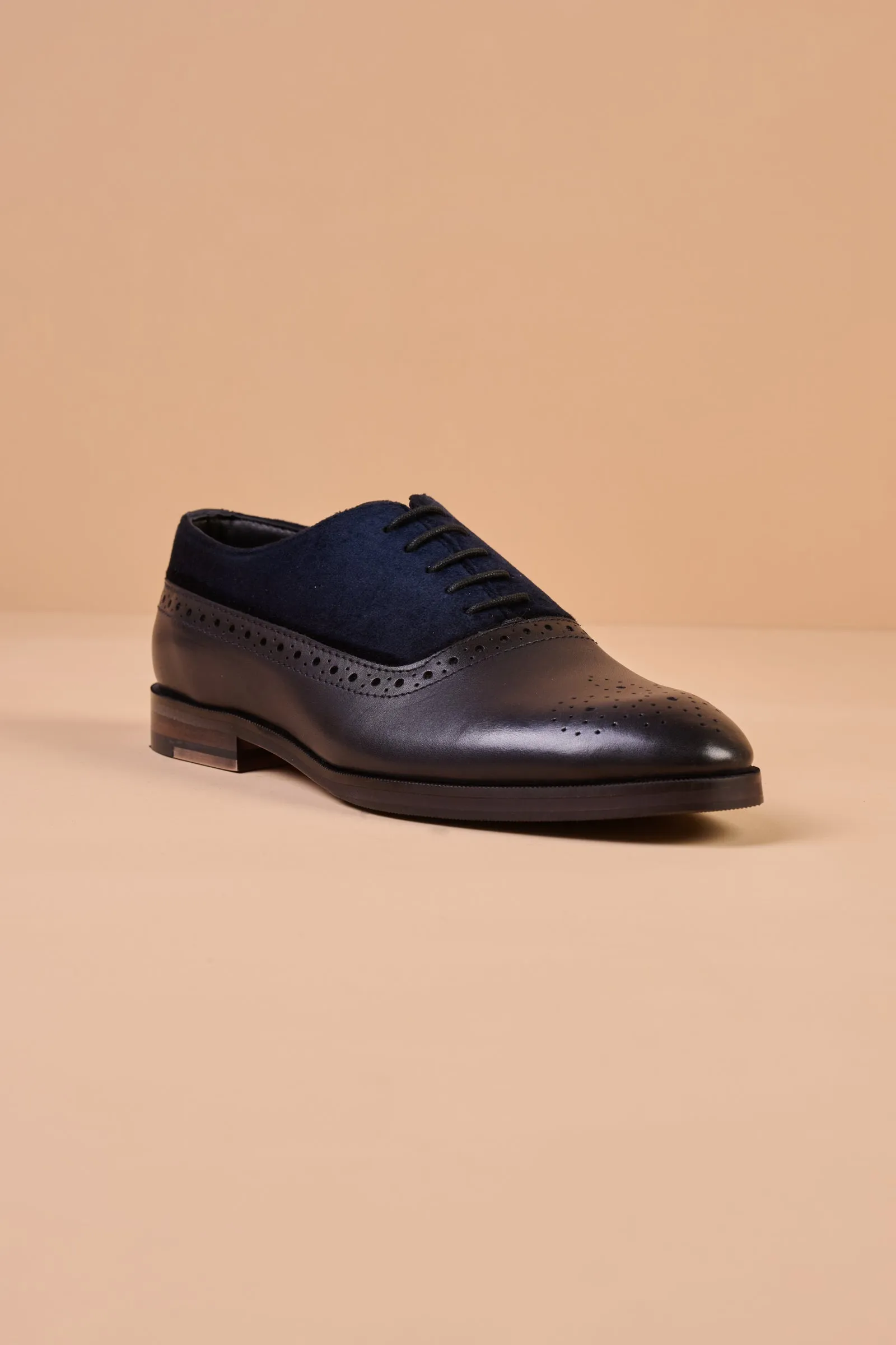 Classic Lace Up Brogue