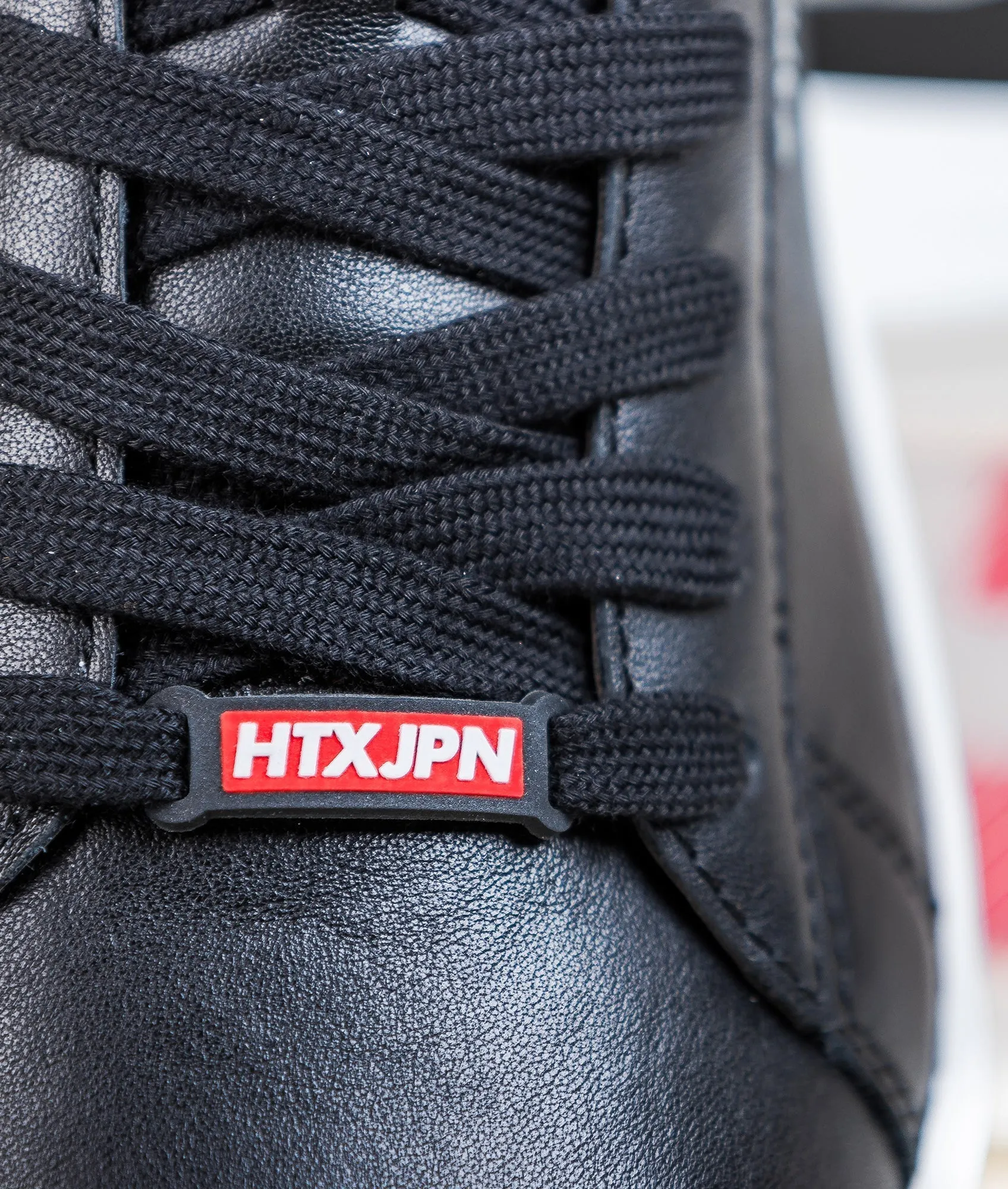 HTXJPN Gunma Stylish Black Sneakers for Ultimate Comfort and Performance