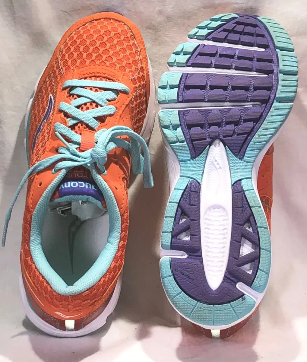 SAUCONY Women's Grid  OutDuel Running Shoe - Preowned