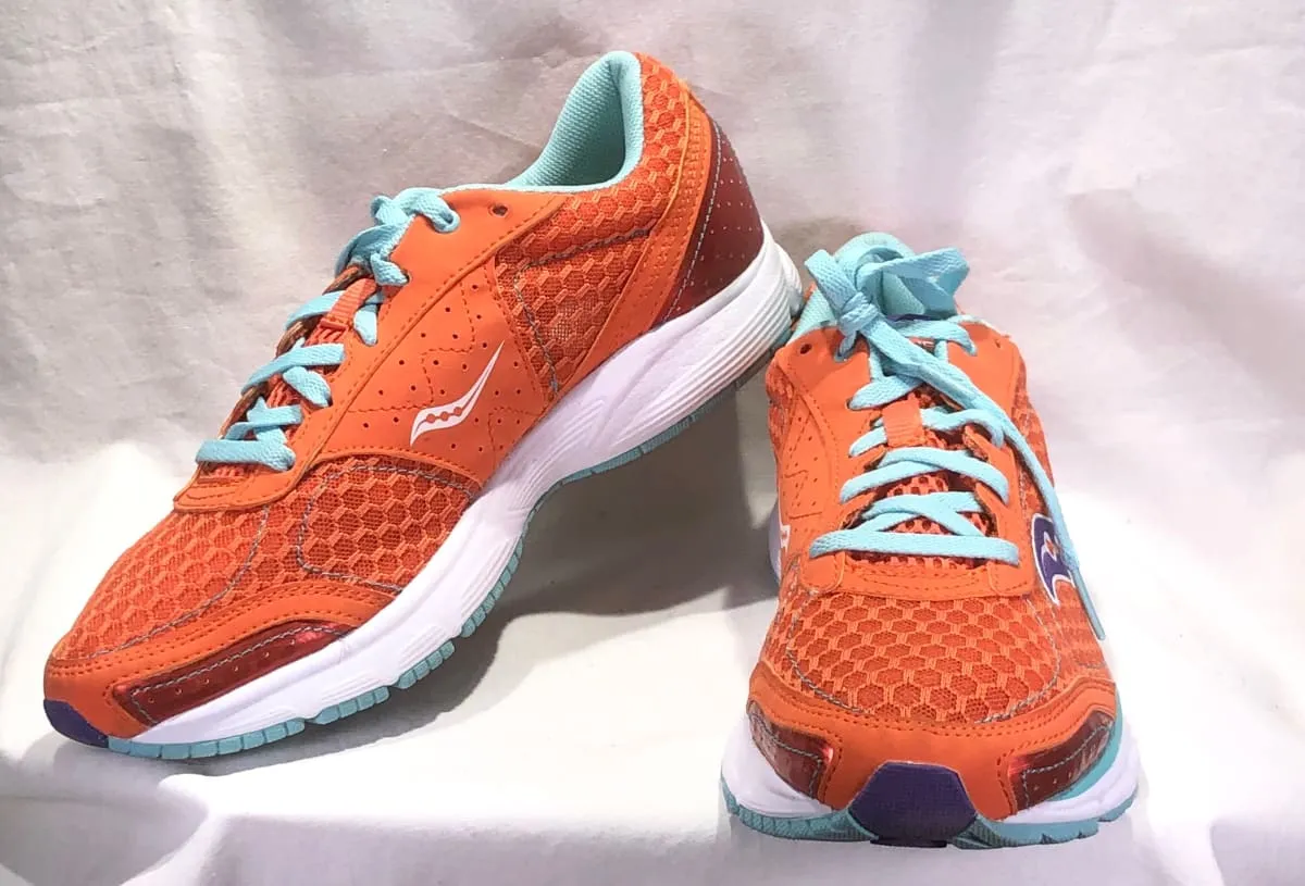 SAUCONY Women's Grid  OutDuel Running Shoe - Preowned