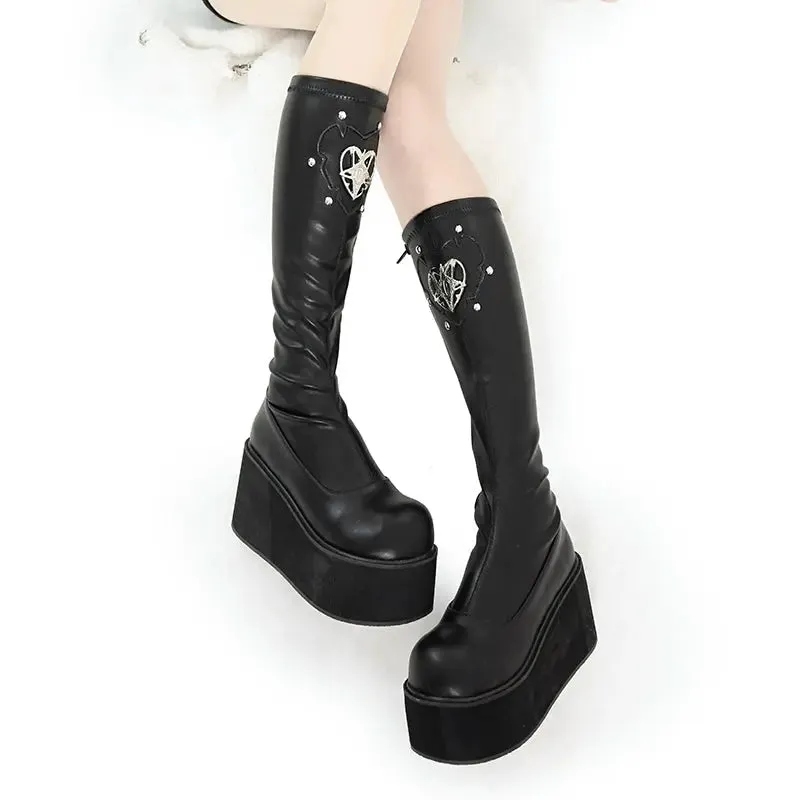 Trendy Elastic Devil Heart Boots ON1422